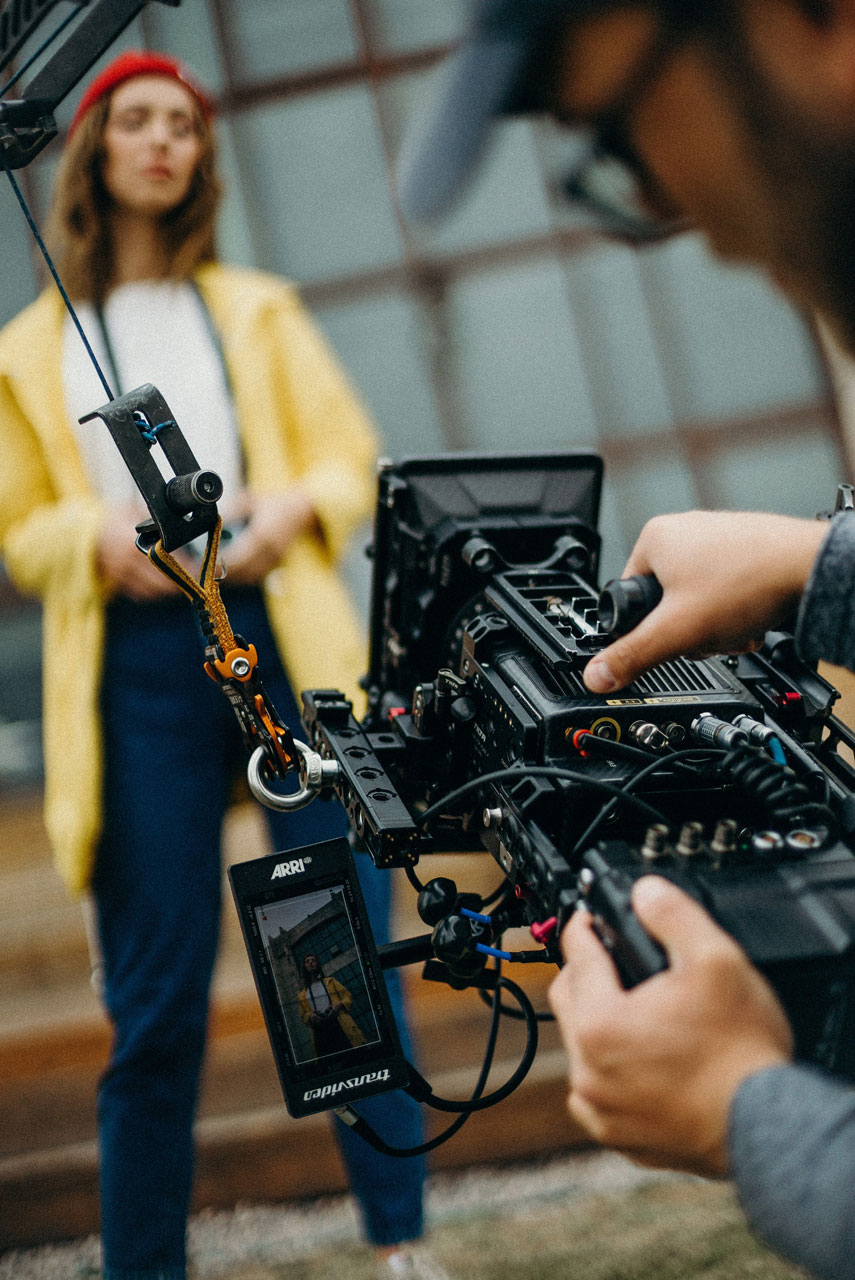 video camera showing 10 reasonings your video marketing isn't working
